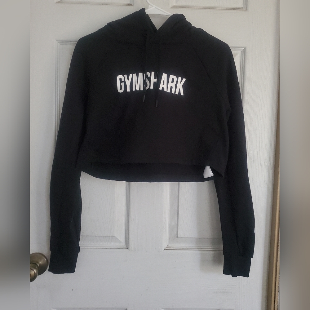 Gymshark Women's Black Cropped Hoodie, Size Small